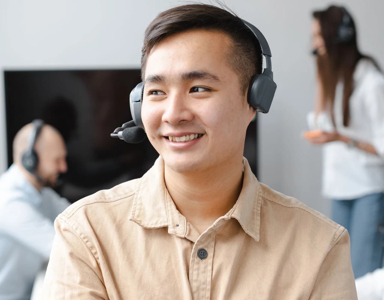 A member of the Fairneuro team on a call